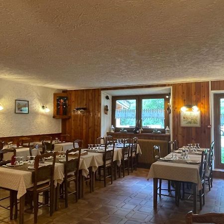 Hotel La Vanoise Bessans Exterior foto