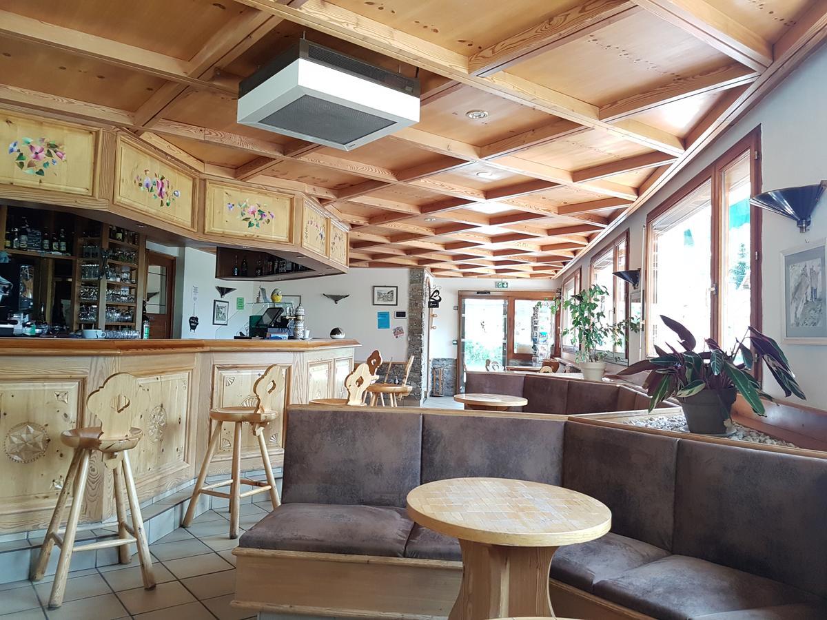 Hotel La Vanoise Bessans Exterior foto