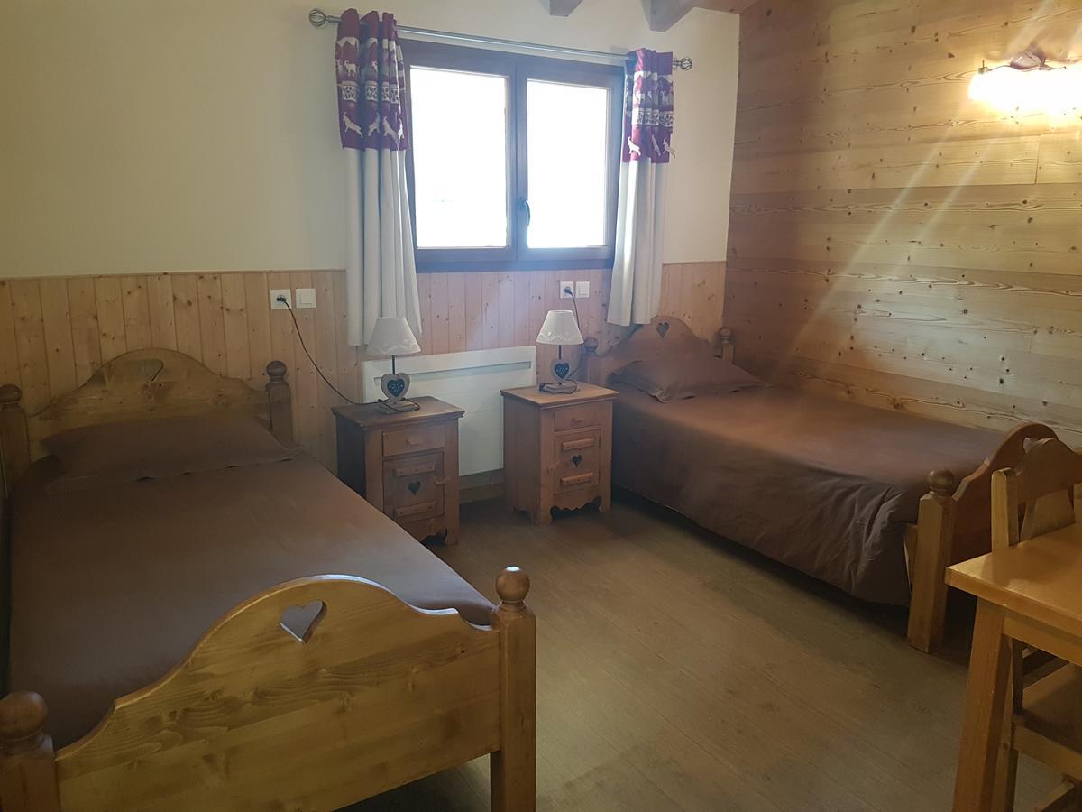 Hotel La Vanoise Bessans Exterior foto